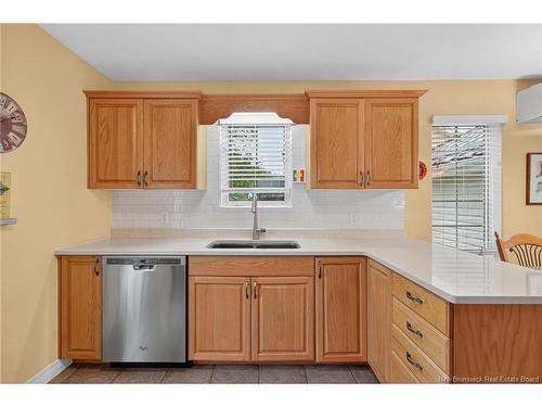 52 Frederic, Dieppe, NB 