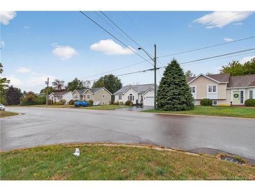 52 Frederic, Dieppe, NB 