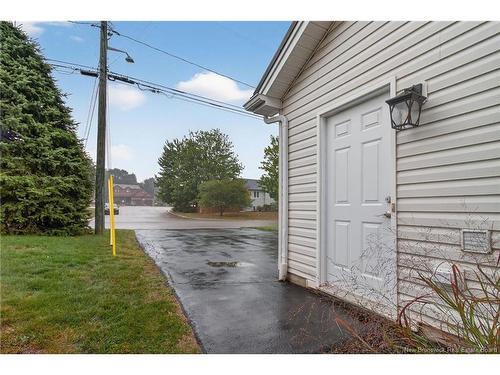 52 Frederic, Dieppe, NB 