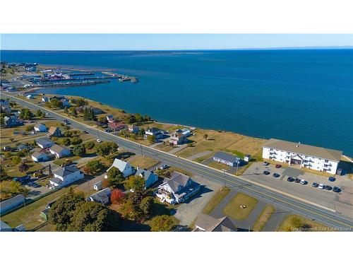 142 Boul Saint-Pierre E. Blvd, Caraquet, NB 