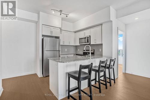 802 - 155 Caroline Street, Waterloo, ON - Indoor Photo Showing Kitchen With Upgraded Kitchen