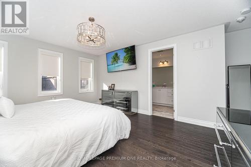 34 Blueberry Run Trail, King, ON - Indoor Photo Showing Bedroom