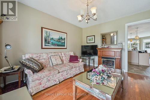 2 Murray Way, Minto, ON - Indoor Photo Showing Living Room With Fireplace