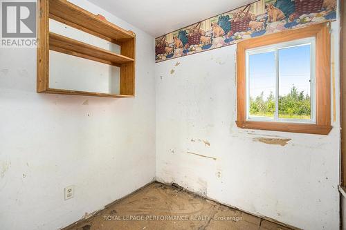 3796 County Rd 12 Road, South Stormont, ON - Indoor Photo Showing Other Room