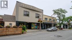 484 PELISSIER STREET  Windsor, ON N9A 4K9