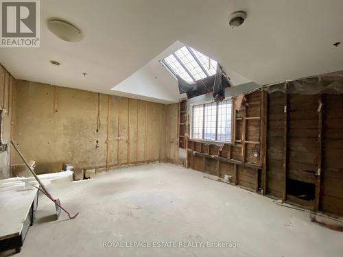 232 Front Street, Belleville, ON 