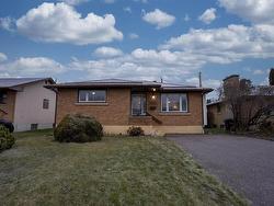 2231 Donald Street E  Thunder Bay, ON P7E 5X2