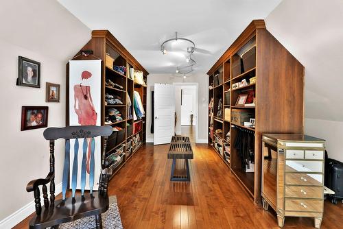 Walk-in closet - 1209 Rue Mathieu, Prévost, QC - Indoor