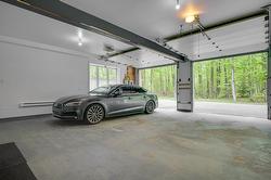 Garage - 
