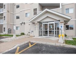 307-1655 GRAND MARAIS Road  Windsor, ON N9E 4W4