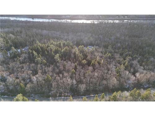 - Canal Rd, Canal, NB 