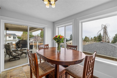 5670 Malibu Terr, Nanaimo, BC 