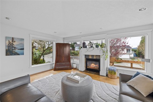 5670 Malibu Terr, Nanaimo, BC 