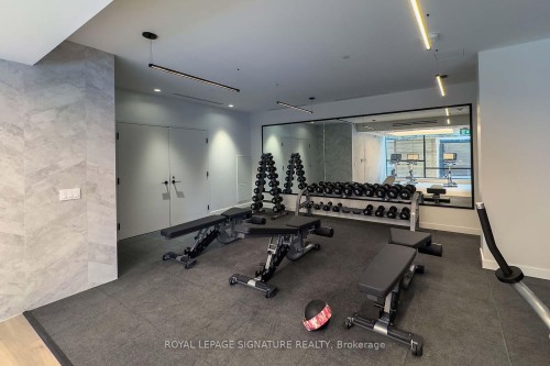 2010-117 Broadway Avenue, Toronto, ON - Indoor Photo Showing Gym Room