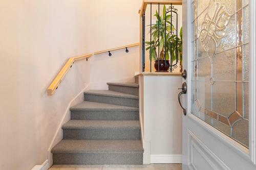 Hall d'entrée/Vestibule - 238 Rue Elzéar-Verreault, Québec (Beauport), QC - Indoor Photo Showing Other Room