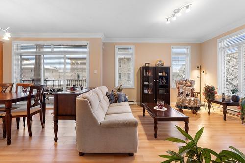 Salon - 238 Rue Elzéar-Verreault, Québec (Beauport), QC - Indoor Photo Showing Living Room