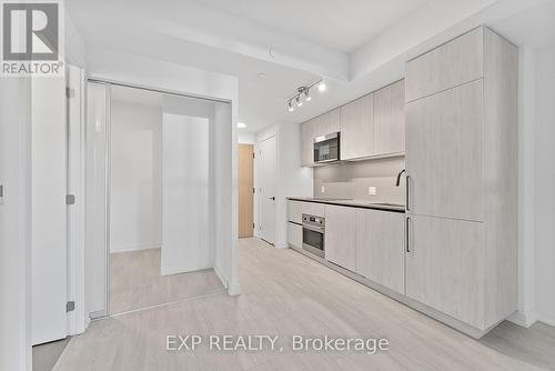 613 - 35 Parliament Street, Toronto, ON - Indoor