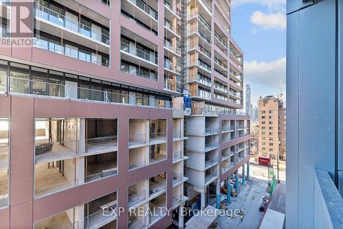 613 - 35 Parliament Street, Toronto, ON - Outdoor With Facade