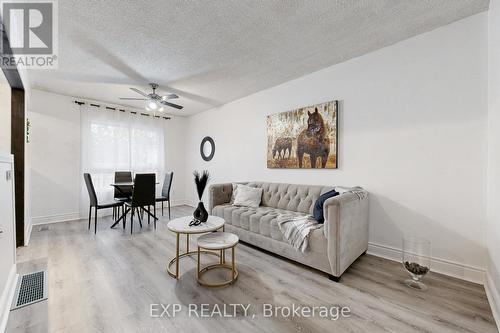 54 Parker Crescent, Ajax, ON - Indoor Photo Showing Living Room