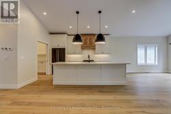 Similar Huron Build - 