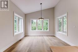 Similar Huron Build - 