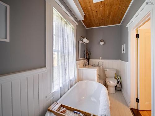 2133 Highway 3, Barrington, NS 