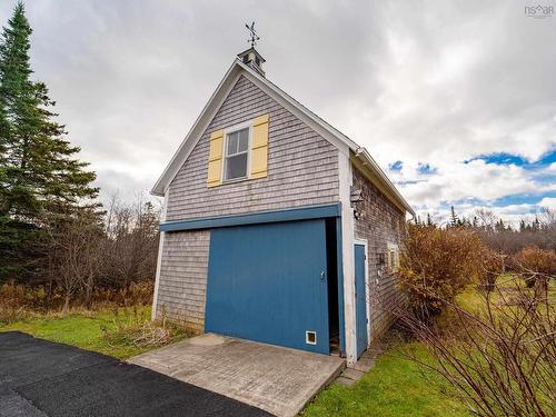 2133 Highway 3, Barrington, NS 