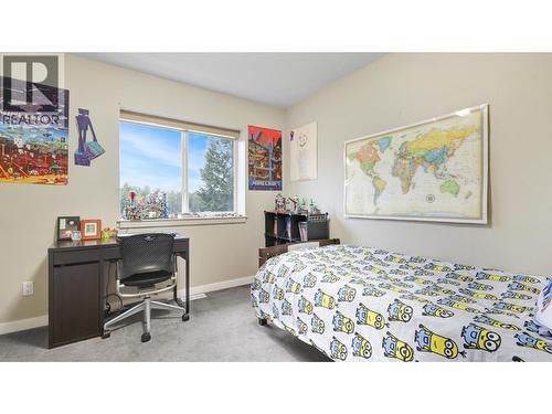 200 Black Forest Trail Unit# 501, Invermere, BC - Indoor Photo Showing Bedroom