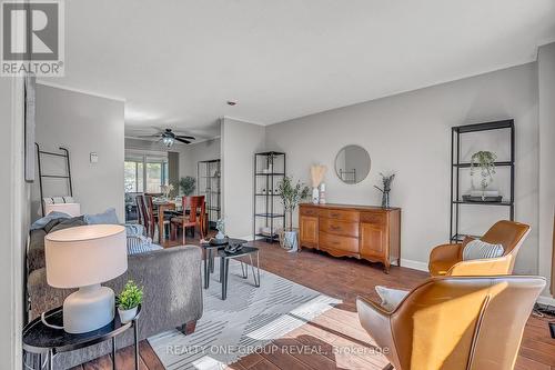 1343 Fenelon Crescent, Oshawa, ON - Indoor