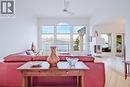 378 Okaview Road, Kelowna, BC  - Indoor Photo Showing Living Room 