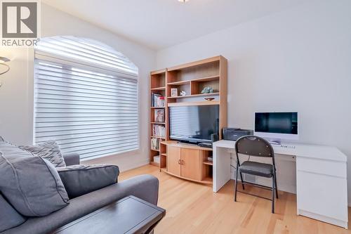 378 Okaview Road, Kelowna, BC - Indoor Photo Showing Office