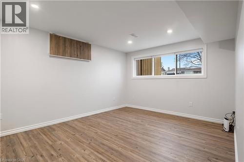60 Devonglen Drive, Kitchener, ON - Indoor Photo Showing Other Room