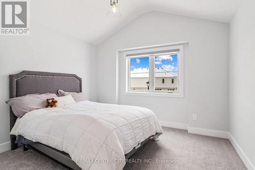 1362 Bush Hill Link, London North (North S), ON - Indoor Photo Showing Bedroom