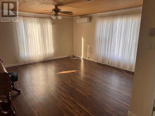 34 Legion Road, Eastport, NL - Indoor Photo Showing Other Room