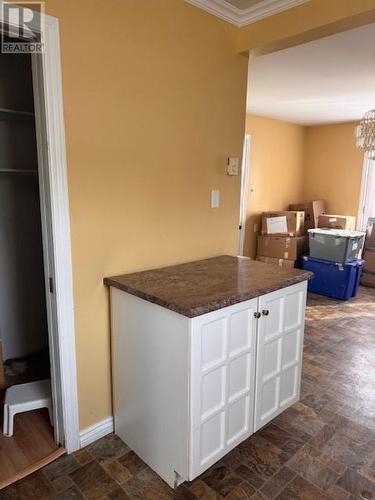 34 Legion Road, Eastport, NL - Indoor