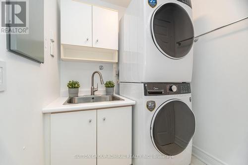 304 - 30 Anglesey Boulevard, Toronto, ON - Indoor Photo Showing Laundry Room
