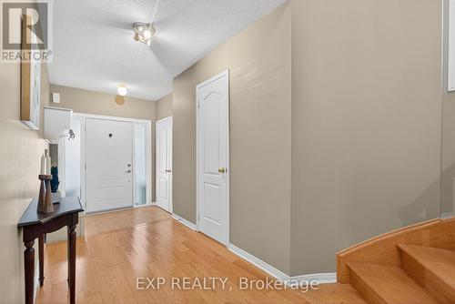 5612 Blue Spruce Avenue, Burlington, ON - Indoor Photo Showing Other Room