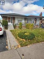 3485 CHIPLEY CRESCENT  Mississauga, ON L4T 2E3