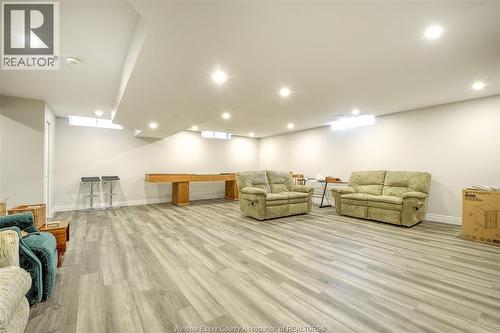 2254 Maitland, Windsor, ON - Indoor