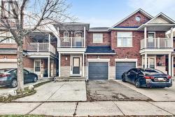 40 SAN GABRIELE PLACE  Toronto, ON M9L 3A4