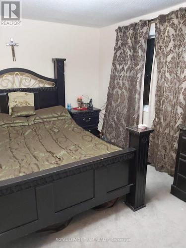 1648 Nordic Way, Ottawa, ON - Indoor Photo Showing Bedroom