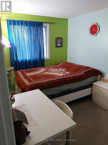 1648 Nordic Way, Ottawa, ON - Indoor Photo Showing Bedroom