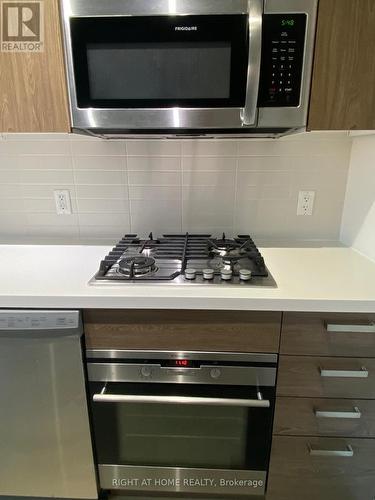 708 - 203 Catherine St Street, Ottawa, ON - Indoor Photo Showing Kitchen With Upgraded Kitchen
