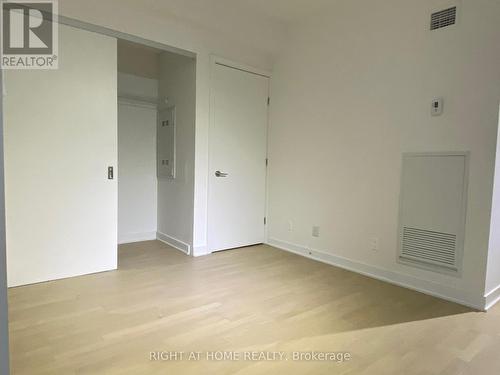 708 - 203 Catherine St Street, Ottawa, ON - Indoor Photo Showing Other Room