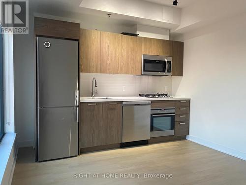 708 - 203 Catherine St Street, Ottawa, ON - Indoor Photo Showing Kitchen