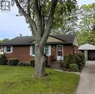 2678 ASKIN AVENUE  Windsor, ON N9E 3B7
