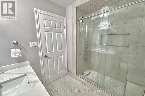 Upper - 1608 Evans Boulevard, London South (South U), ON - Indoor Photo Showing Bathroom