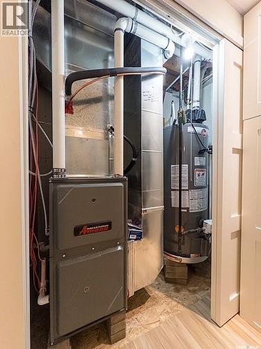 751 4Th Avenue Ne, Swift Current, SK - Indoor Photo Showing Basement