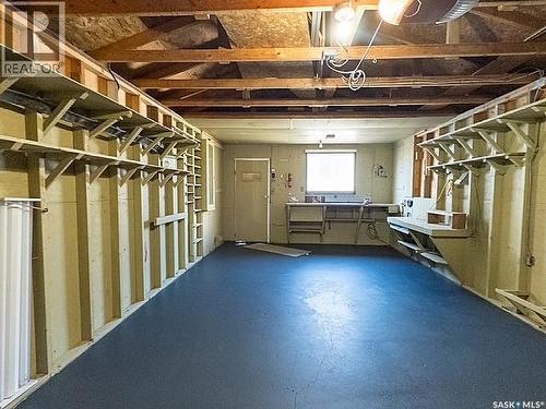 751 4Th Avenue Ne, Swift Current, SK - Indoor Photo Showing Other Room