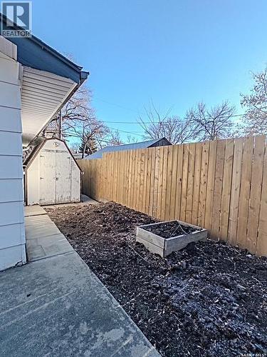 751 4Th Avenue Ne, Swift Current, SK - Outdoor